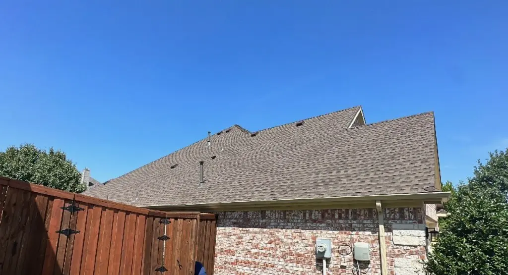 Completed roof replacement project in Travis Ranch
